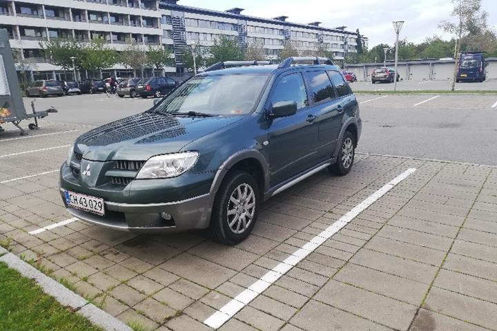 undefined Mitsubishi Outlander fra 2006
