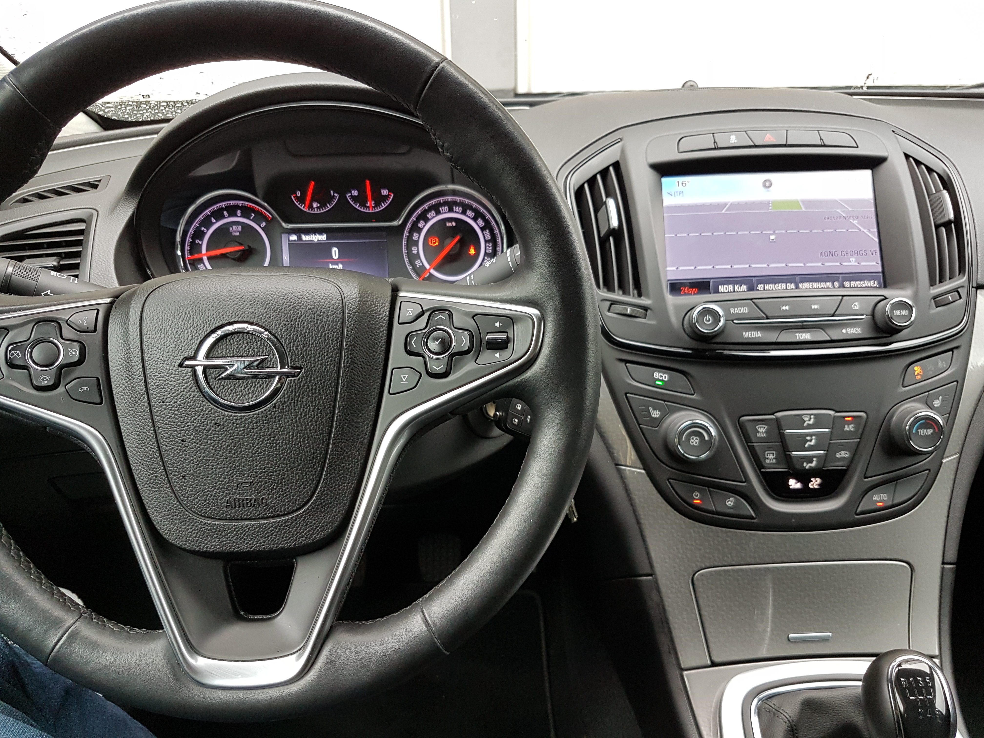 Brun Opel Insignia fra 2014