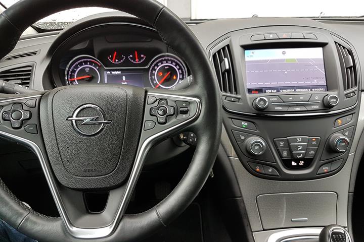 Brun Opel Insignia fra 2014