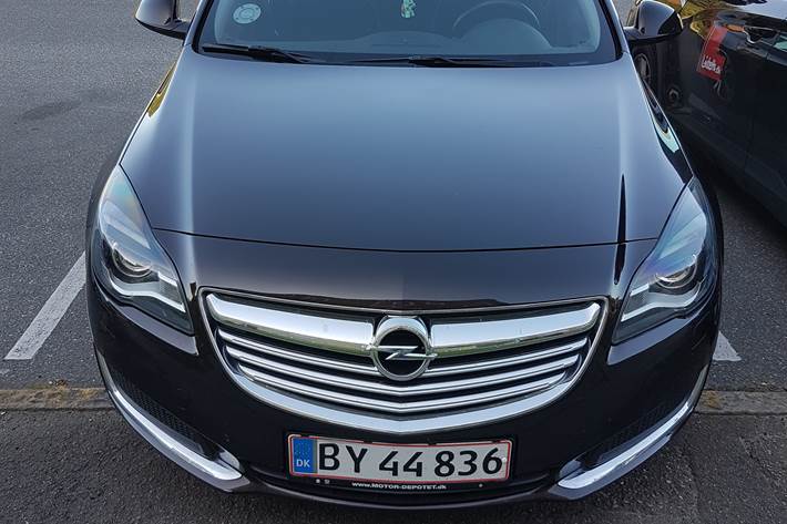 Brun Opel Insignia fra 2014