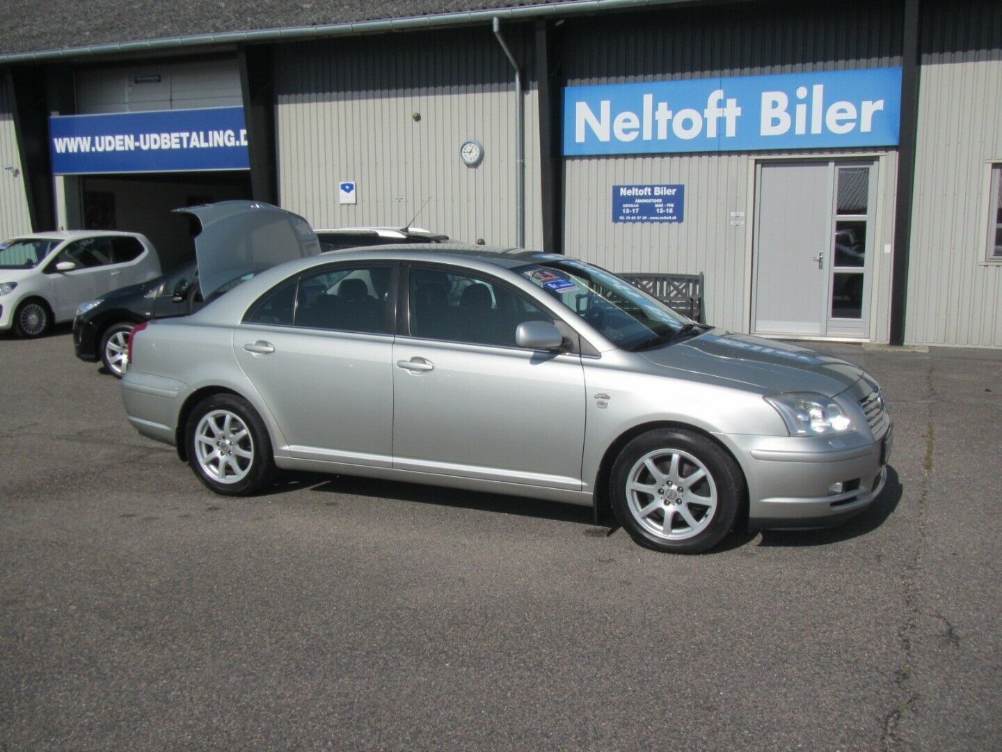 undefined Toyota Avensis fra 2004
