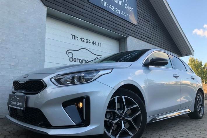 Grå Kia ProCeed fra 2019