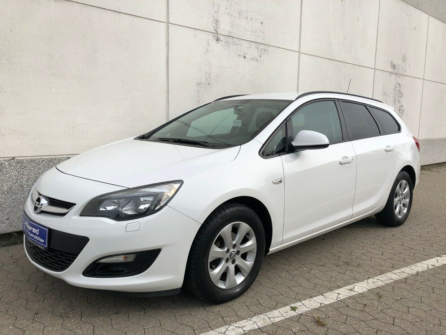 Guide til Opel Astra GTC 1.6 DI Turbo ecoFlex Start&Stop (Årgang 01/2014 - 01/2015)