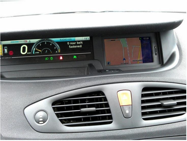 Sort Renault Grand Scénic fra 2010