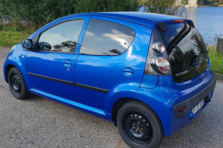 Blå Citroën C1 fra 2010