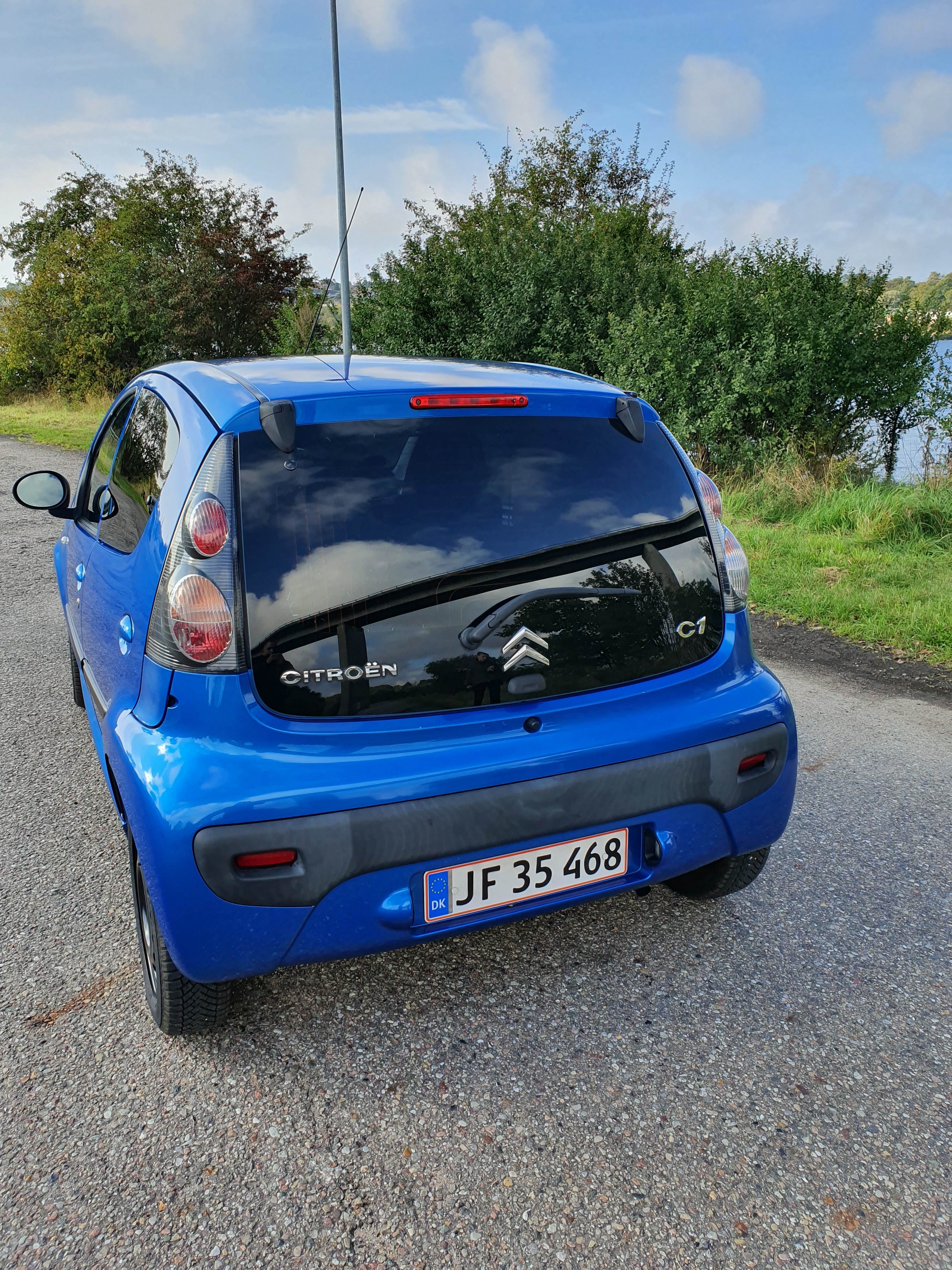 Blå Citroën C1 fra 2010