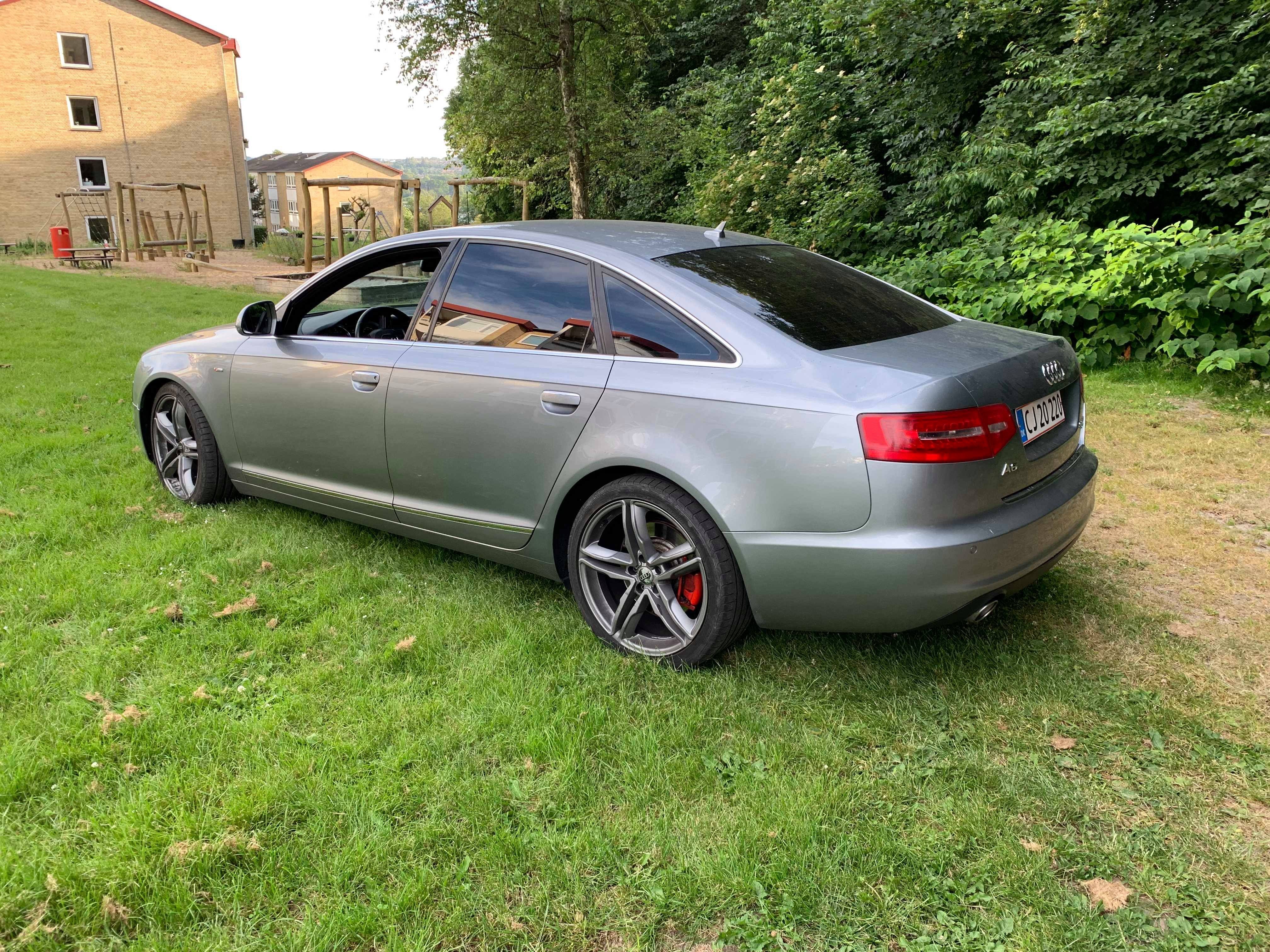 Grå Audi A6 fra 2010