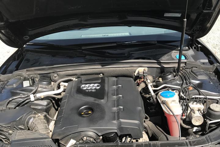 Sort Audi A5 fra 2008