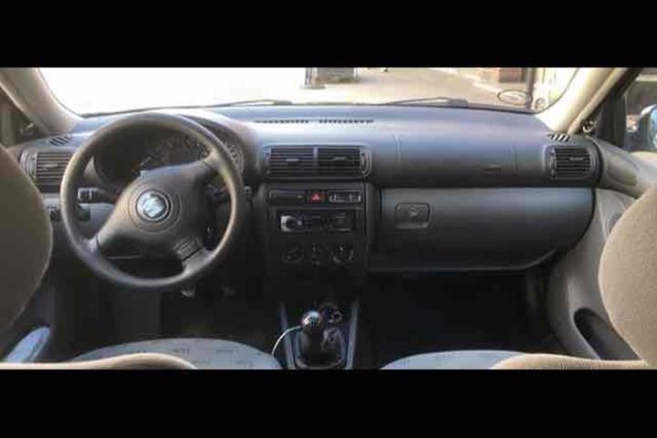 Sort Seat Leon fra 2000