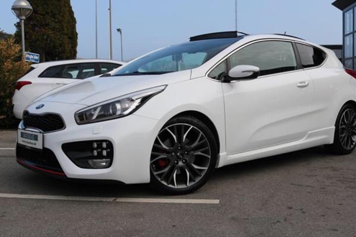 Hvid Kia Ceed fra 2014