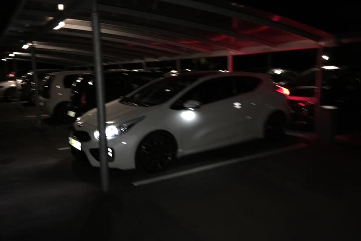 Hvid Kia Ceed fra 2014