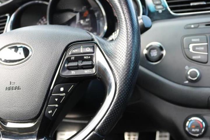 Hvid Kia Ceed fra 2014