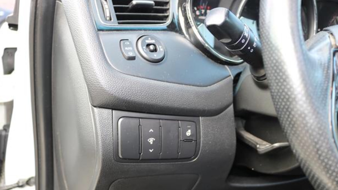 Hvid Kia Ceed fra 2014