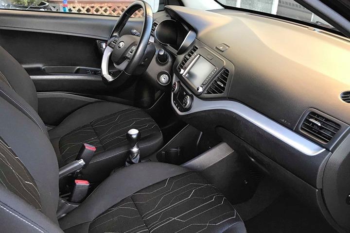 Sort Kia Picanto fra 2016