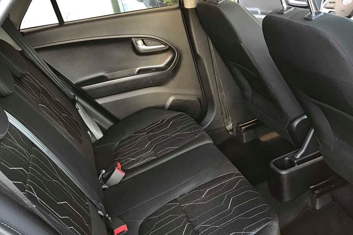 Sort Kia Picanto fra 2016
