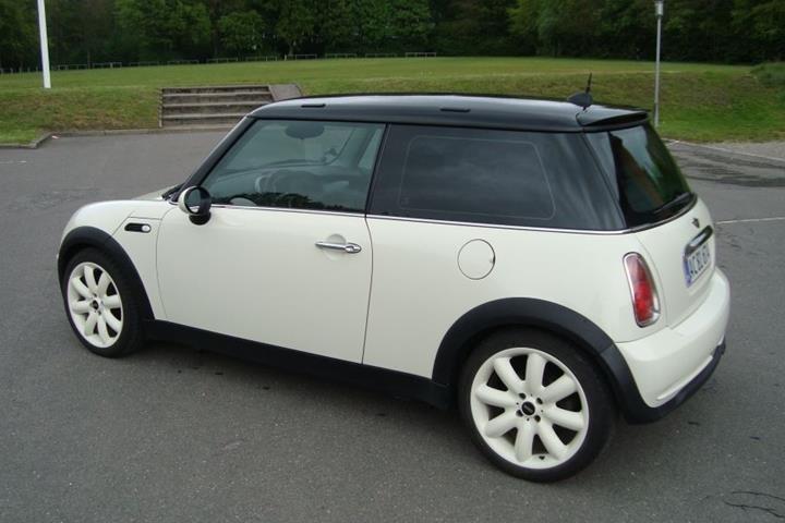 Hvid Mini One fra 2006