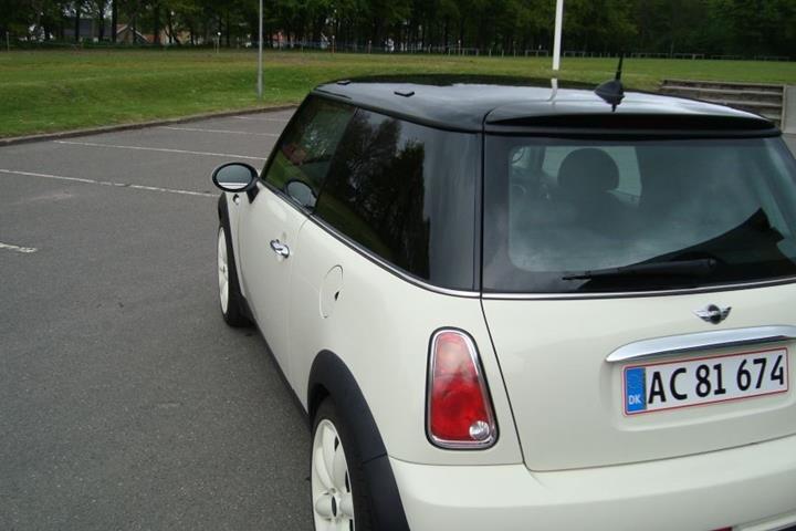Hvid Mini One fra 2006