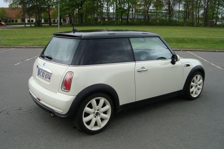 Hvid Mini One fra 2006