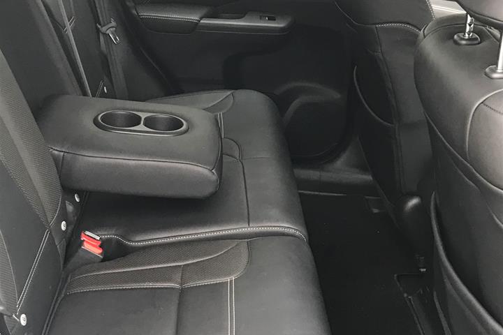 Hvid Honda CR-V fra 2018