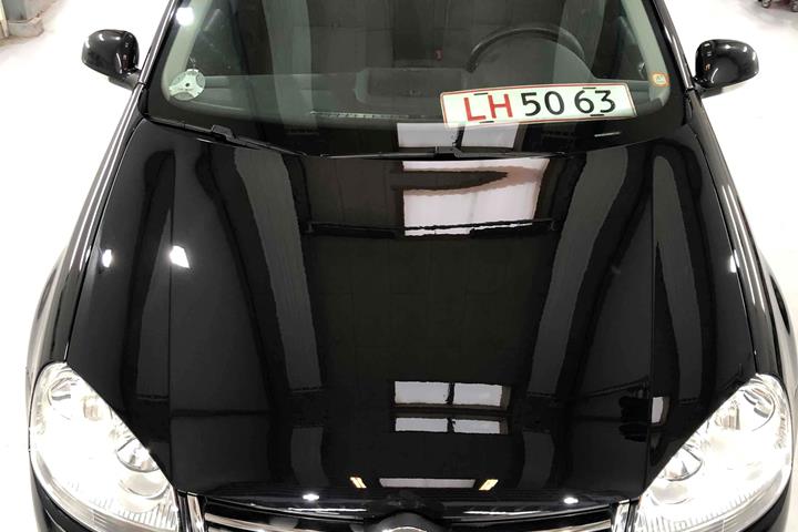 Sort VW Jetta fra 2008