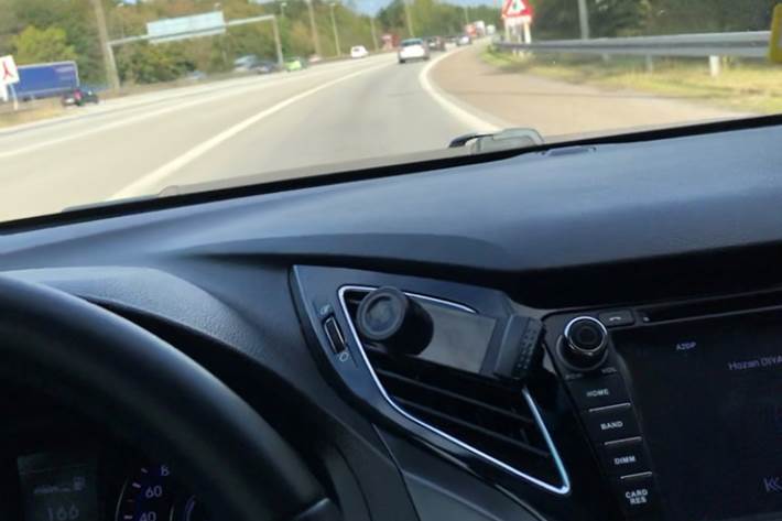 Blå Hyundai i40 fra 2013