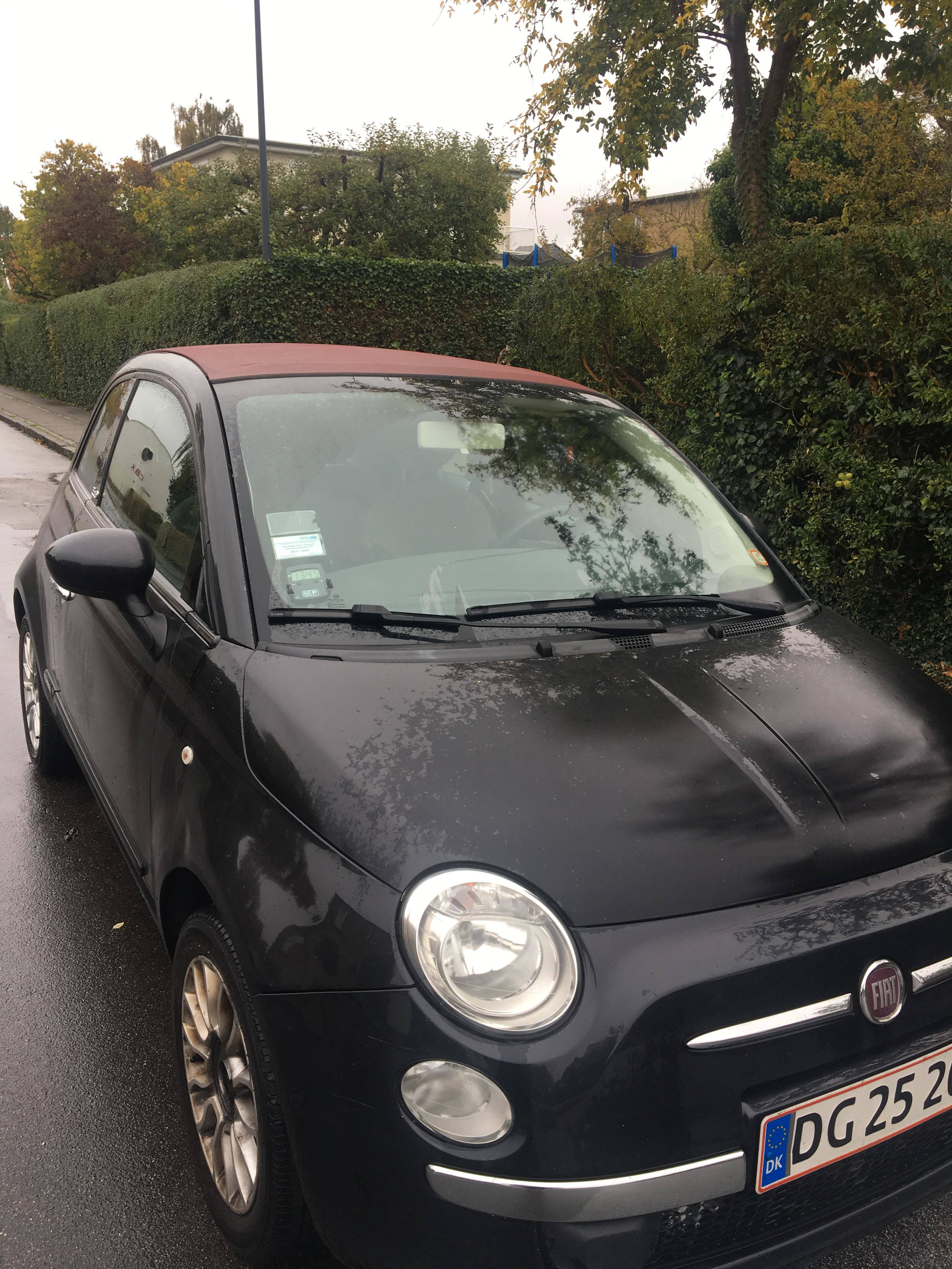 Sort Fiat 500 fra 2010