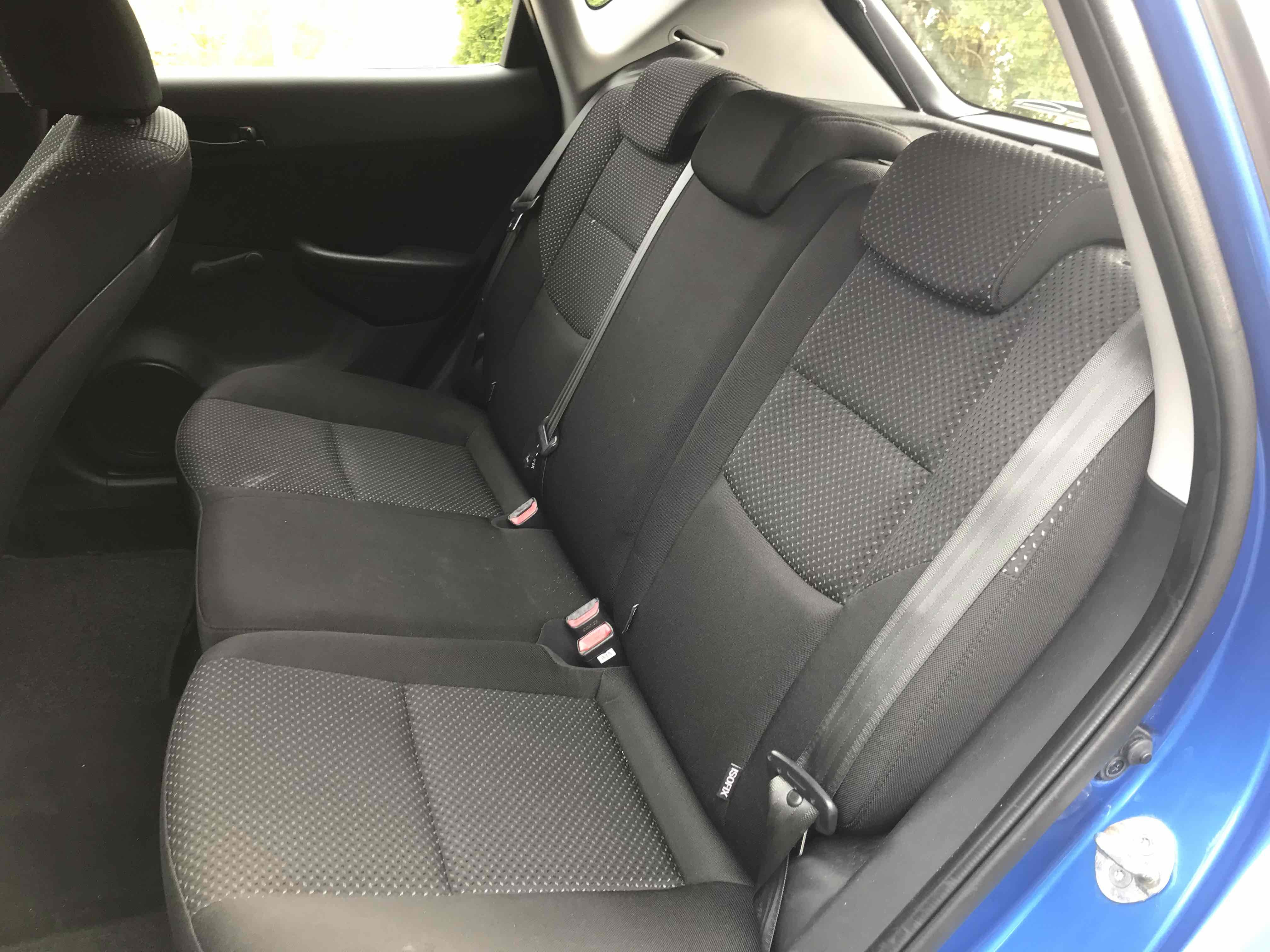 Grå Hyundai i30 fra 2009