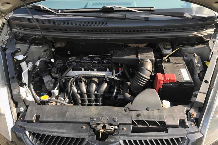 Sort Mitsubishi Colt fra 2008
