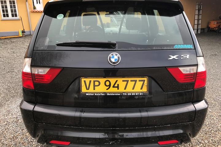 Sort BMW X3 fra 2006