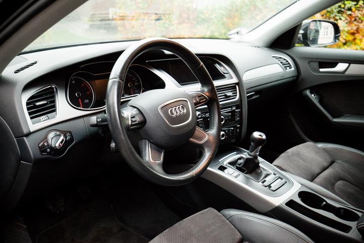 Sort Audi A4 fra 2013
