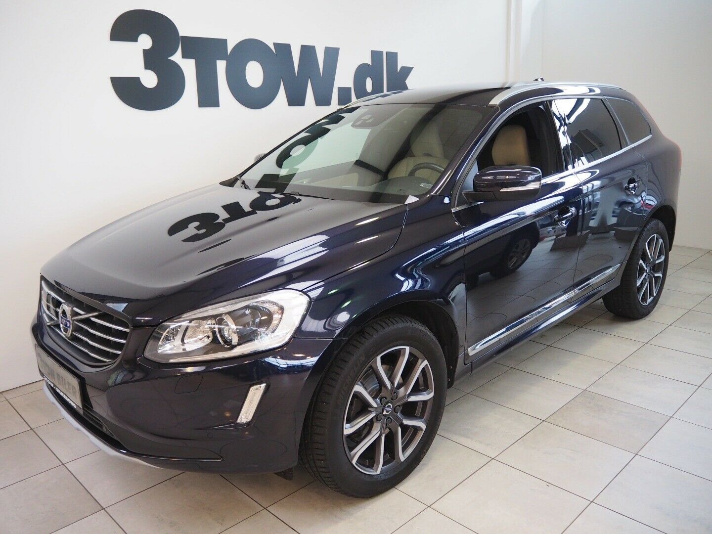 Guide til Volvo XC60 D4 R Design AWD (Årgang 11/2017 - 04/2019)