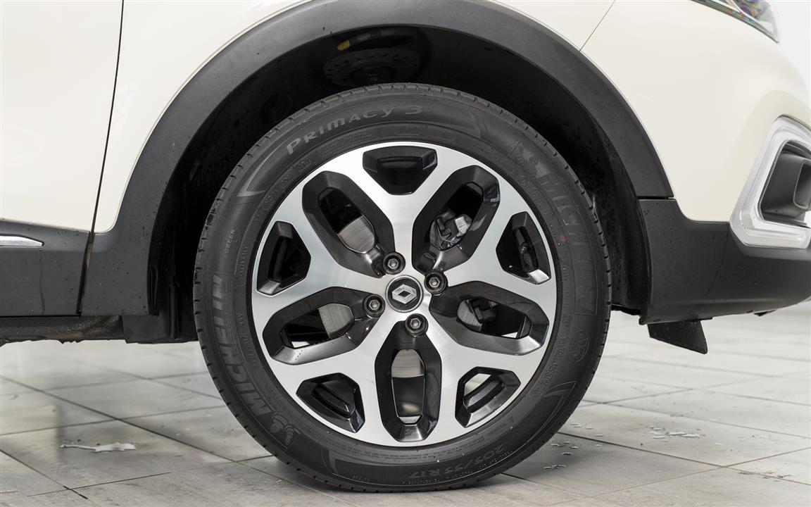 Hvid Renault Captur fra 2018