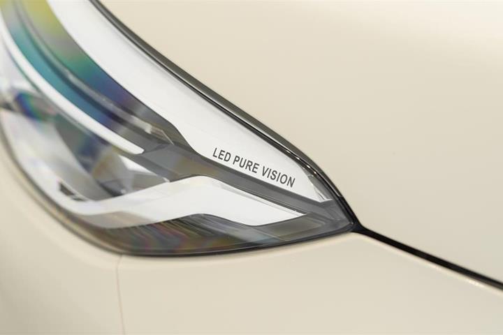 Hvid Renault Captur fra 2018