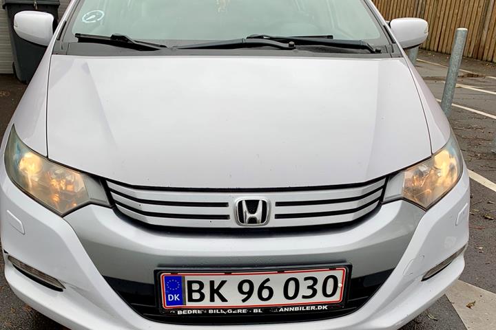 Hvid Honda Insight fra 2010