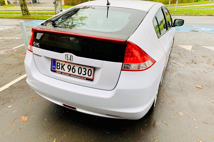 Hvid Honda Insight fra 2010