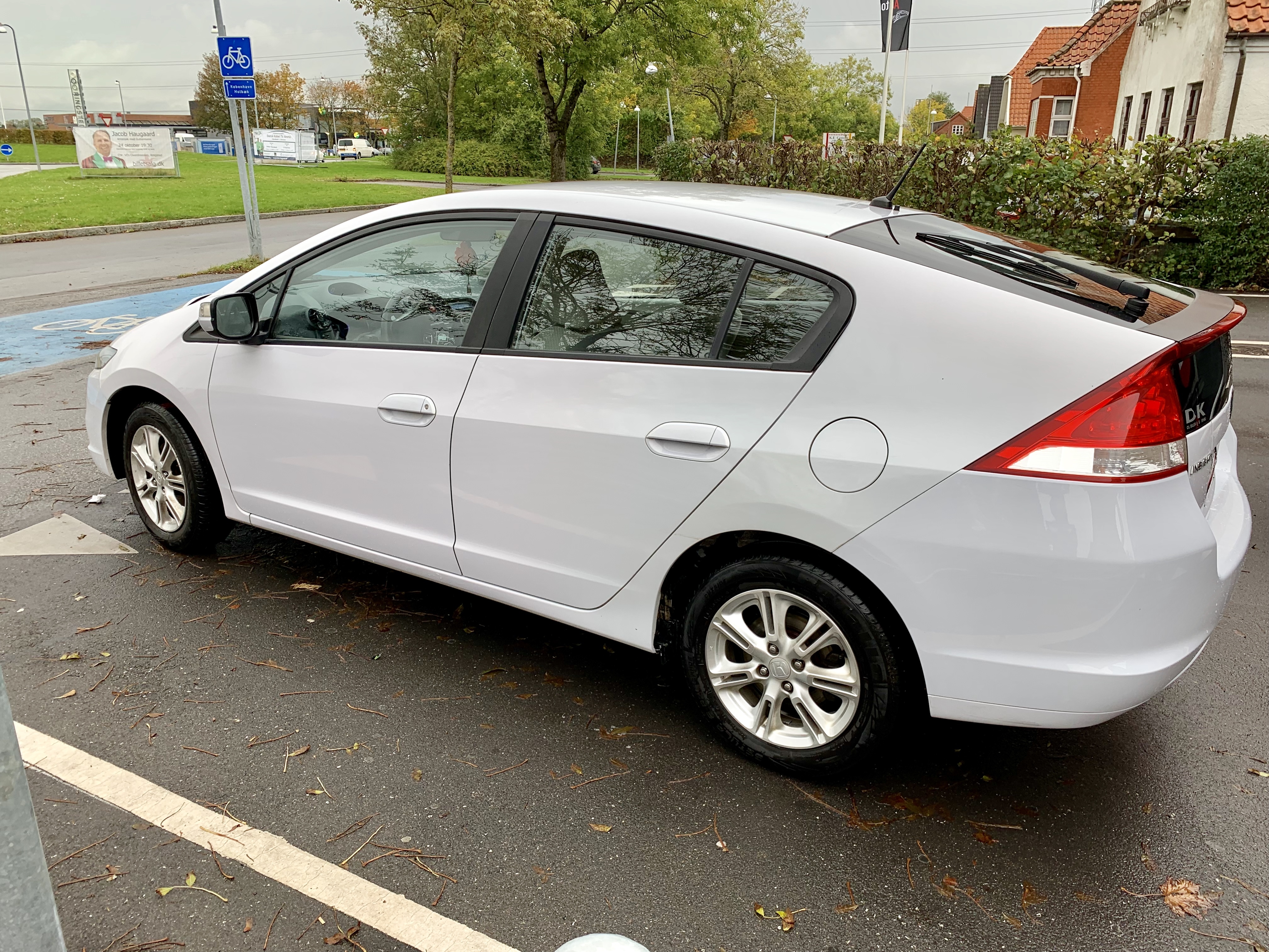 Hvid Honda Insight fra 2010