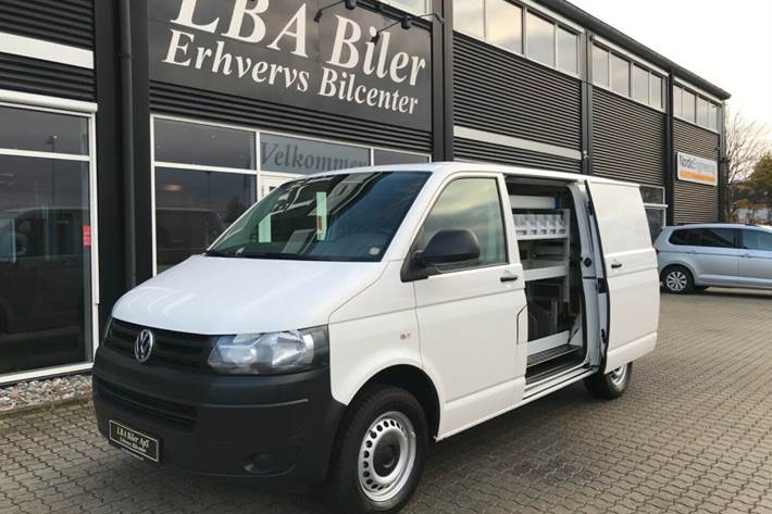 Hvid VW Transporter fra 2014