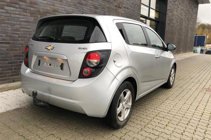 Grå Chevrolet Aveo fra 2014
