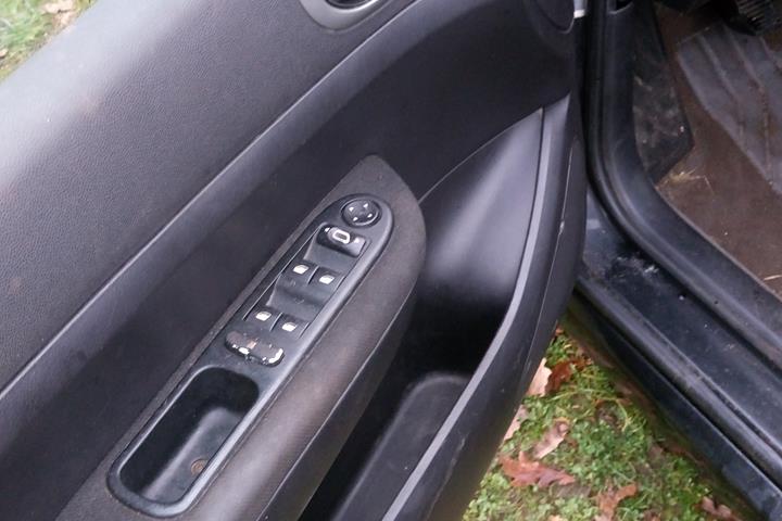 Sort Peugeot 307 fra 2003