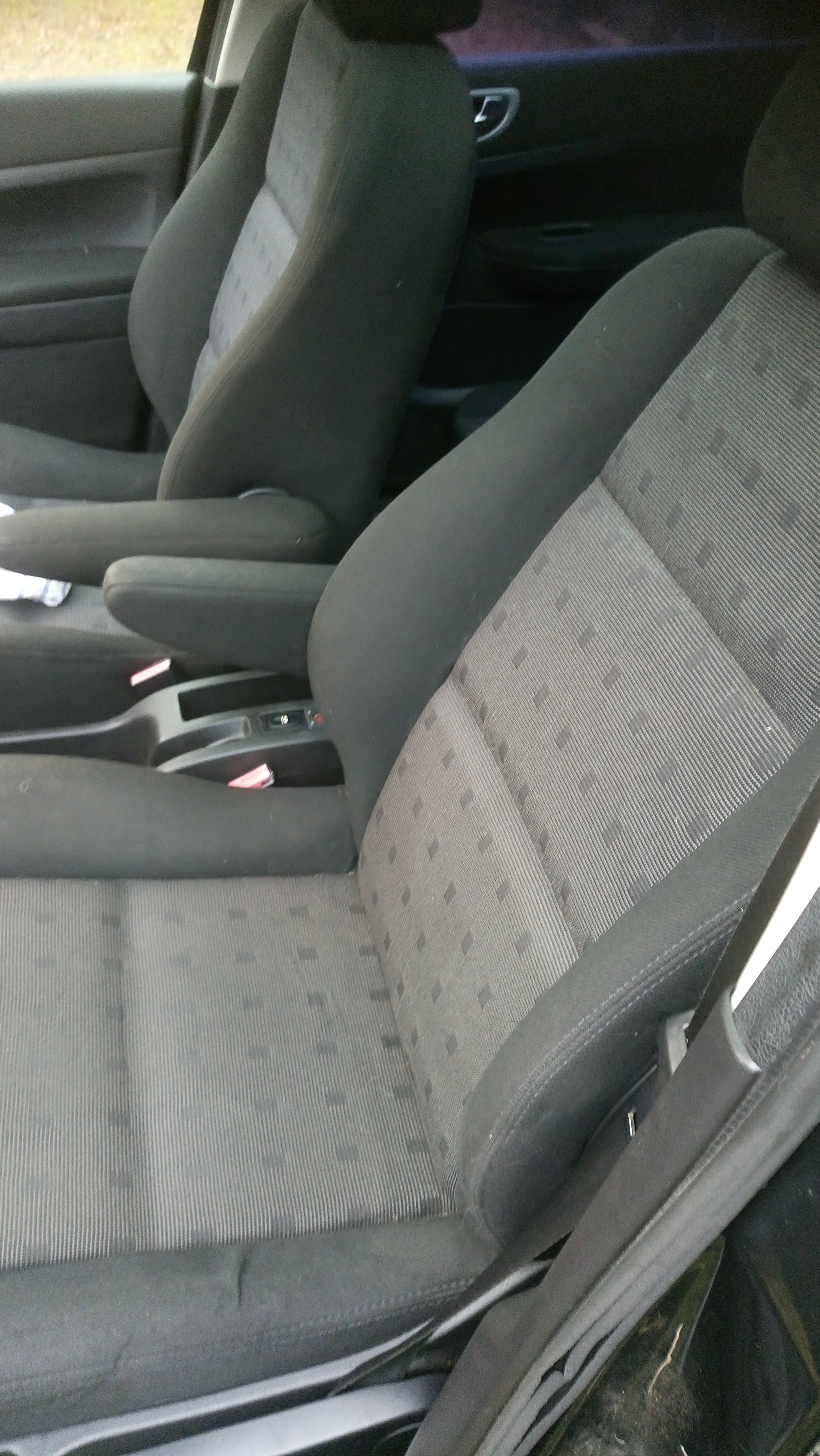 Sort Peugeot 307 fra 2003