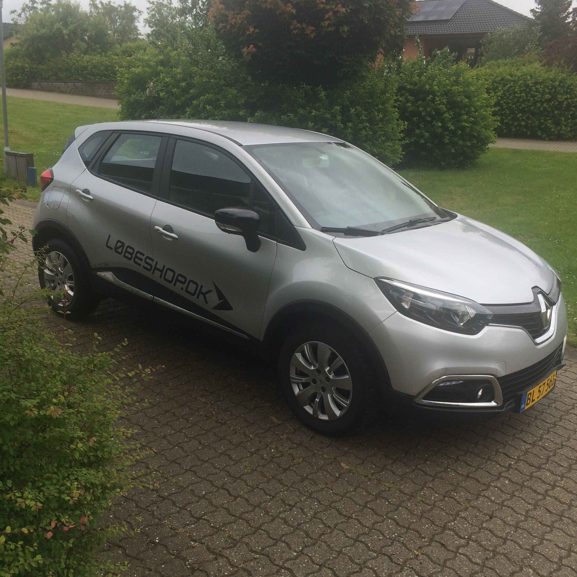 Sølv Renault Captur fra 2015