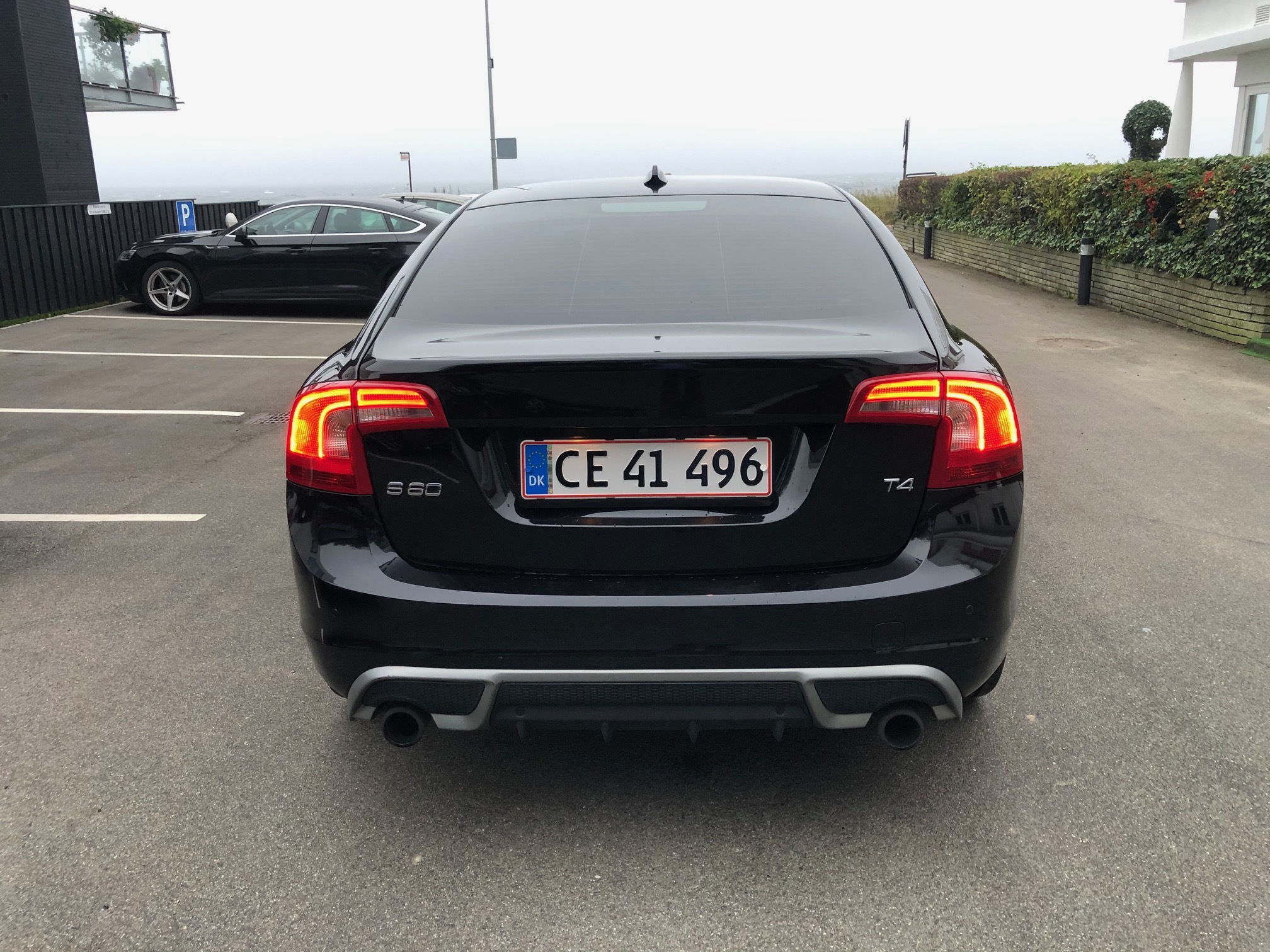 Sort Volvo S60 fra 2011