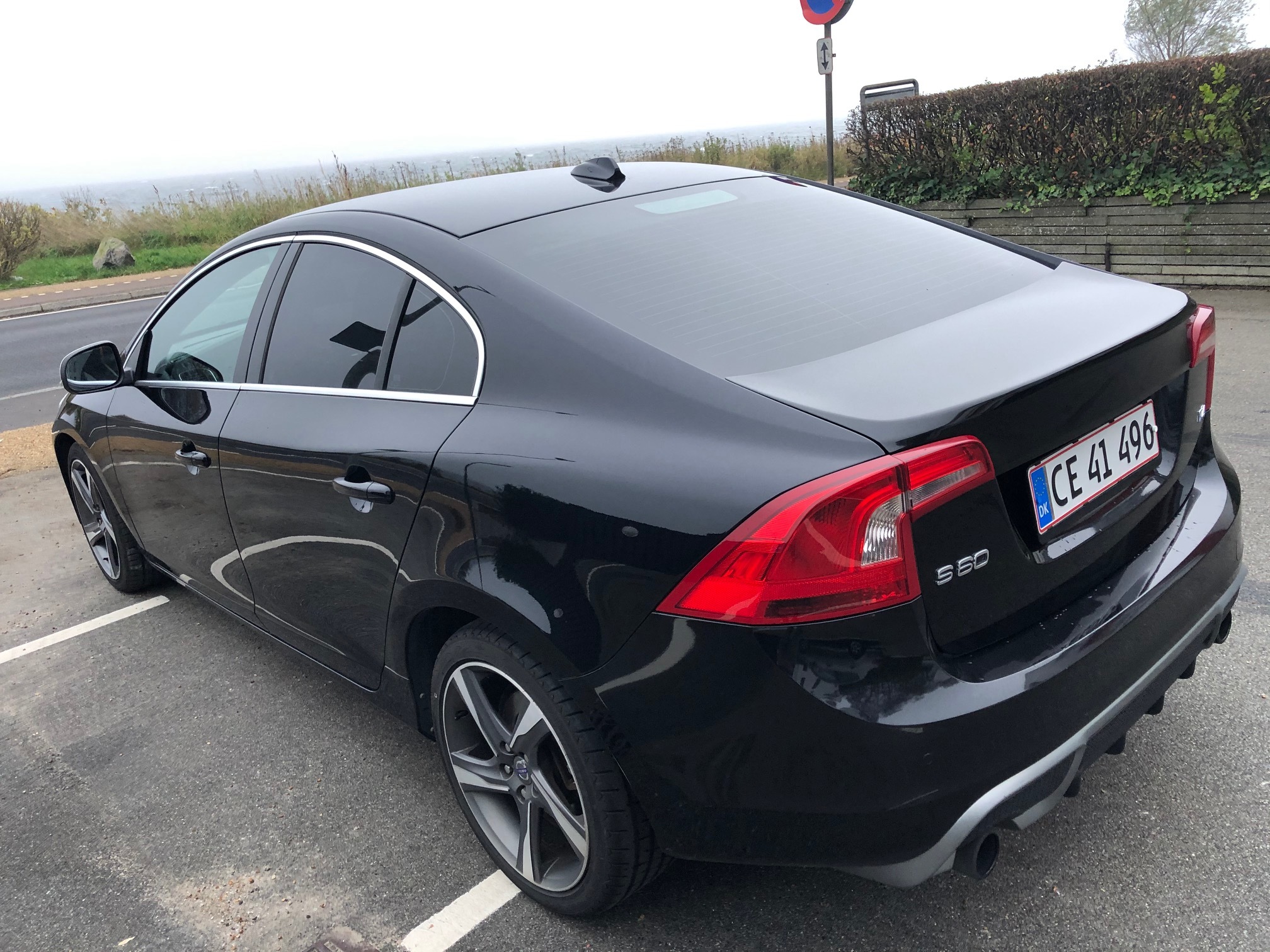 Sort Volvo S60 fra 2011