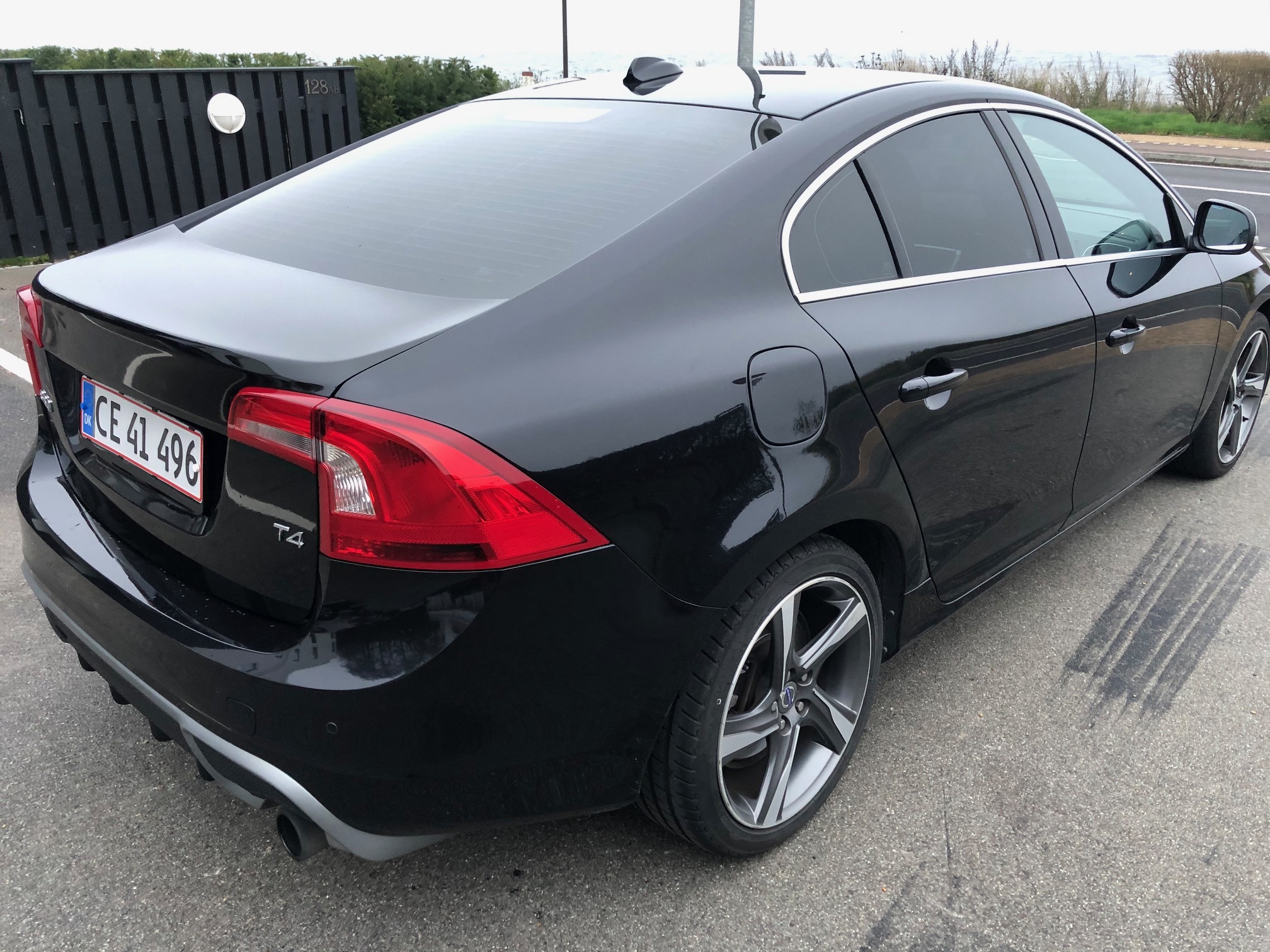 Sort Volvo S60 fra 2011