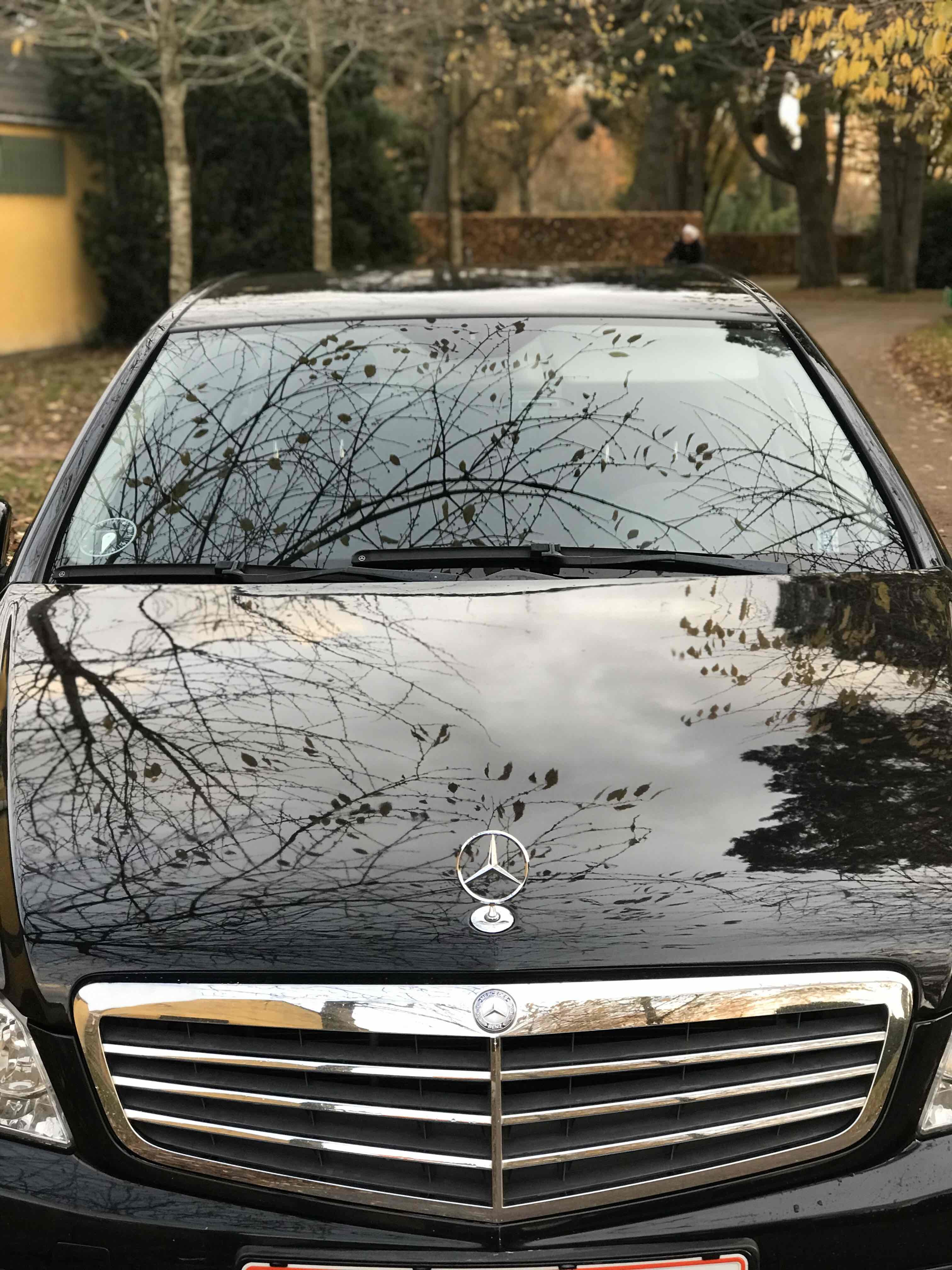 Sort Mercedes 200 fra 2009