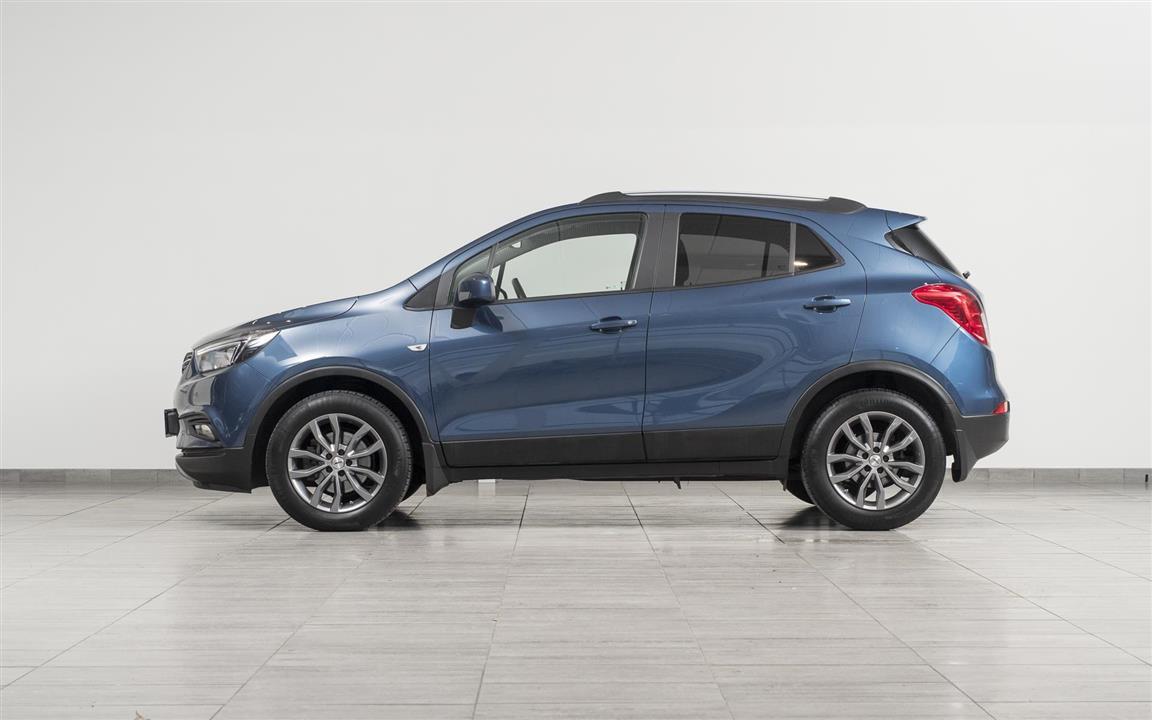 Blå Opel Mokka X fra 2016