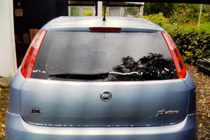 Blå Fiat Punto fra 2007