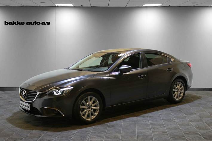 Grå Mazda 6 fra 2018