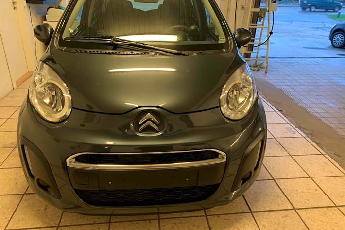 Grå Citroën C1 fra 2012