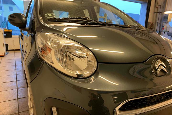 Grå Citroën C1 fra 2012